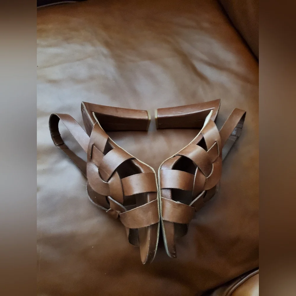 Del Carlo Brown leather Heeled Sandals Summer Shoes Used Size 40